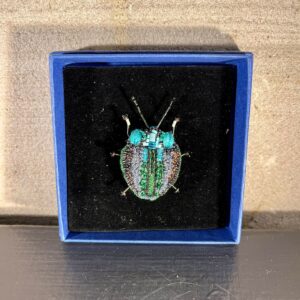 Broche Lead Beetle