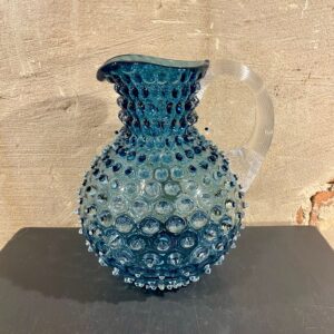 Karaf kleur blauw met helder handvat