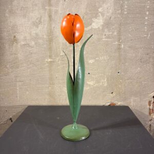 Metalen tulp oranje
