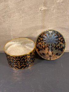 Ortigia Ambra Nera Bath salts