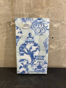 Servetten glazed porcelain